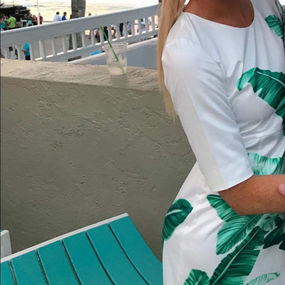 Goodnight Macaroon Palm Leaf Dress Size Medium